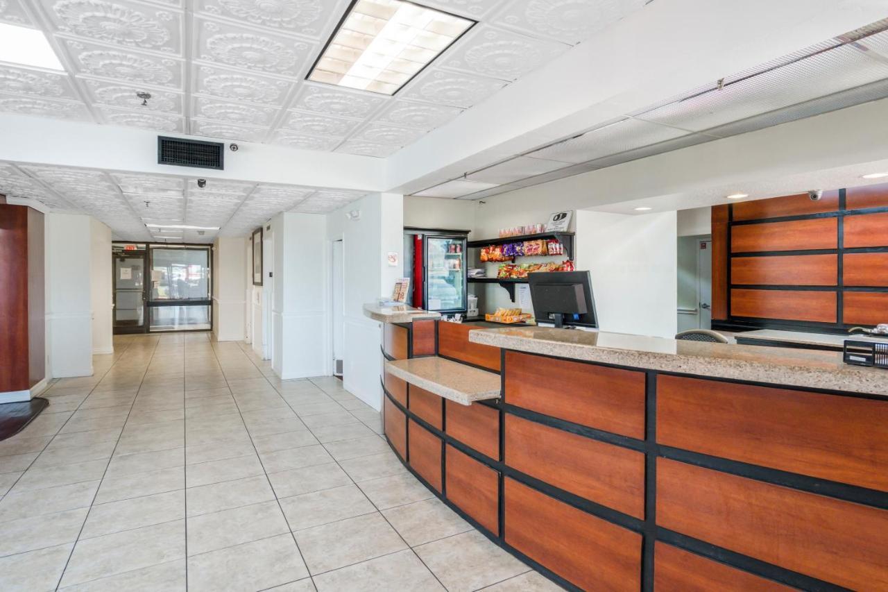 Hotel Oyo Townhouse Houston George Bush Intercontinental Extérieur photo