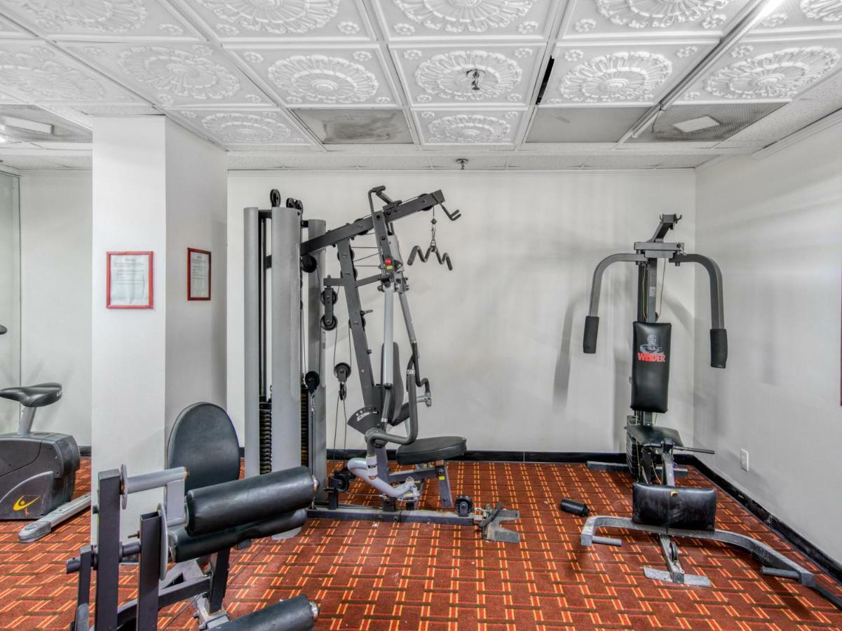 Hotel Oyo Townhouse Houston George Bush Intercontinental Extérieur photo