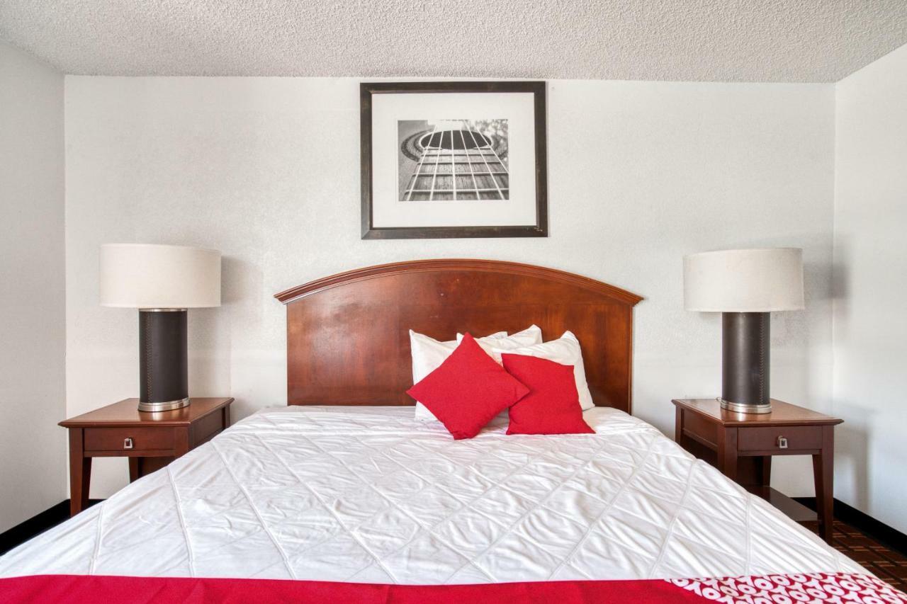 Hotel Oyo Townhouse Houston George Bush Intercontinental Extérieur photo