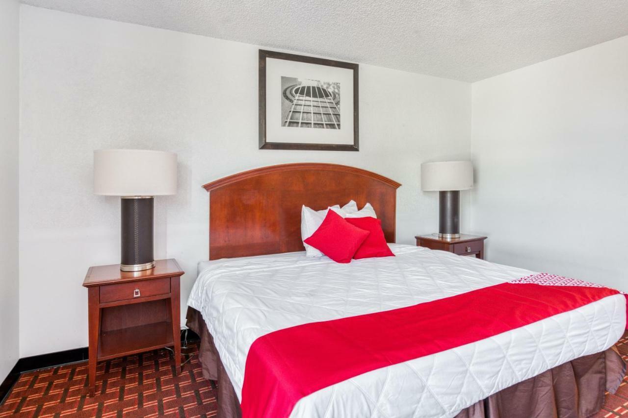 Hotel Oyo Townhouse Houston George Bush Intercontinental Extérieur photo