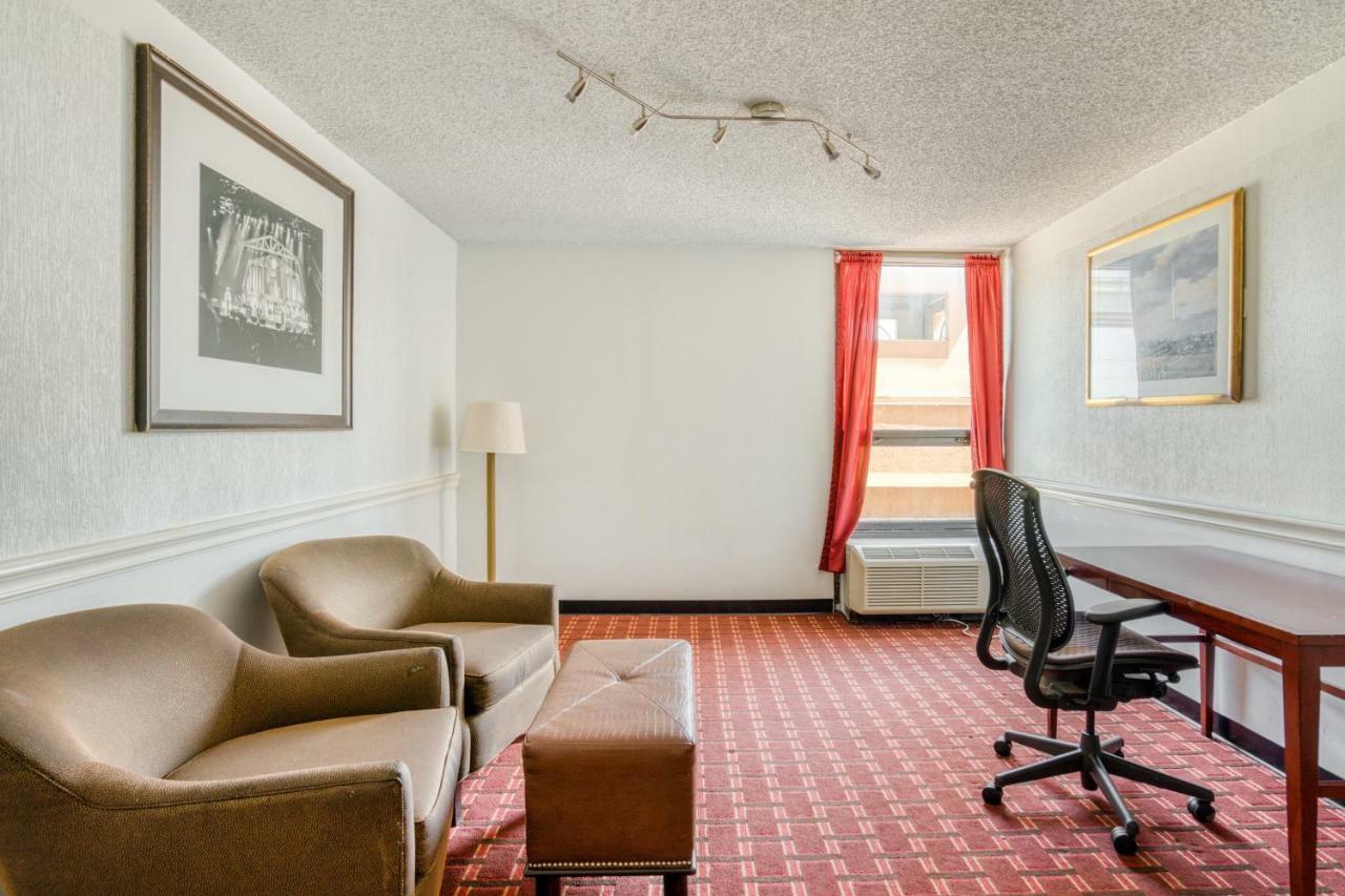Hotel Oyo Townhouse Houston George Bush Intercontinental Extérieur photo